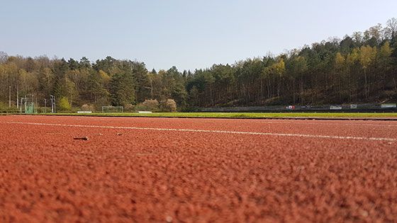 Auf dem Sportplatz Opferbergkann wieder trainiert werden. | Foto: HNT