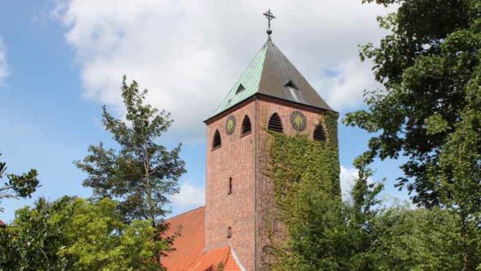 Die Nenndorfer Kreuzkirche. | Foto: ein