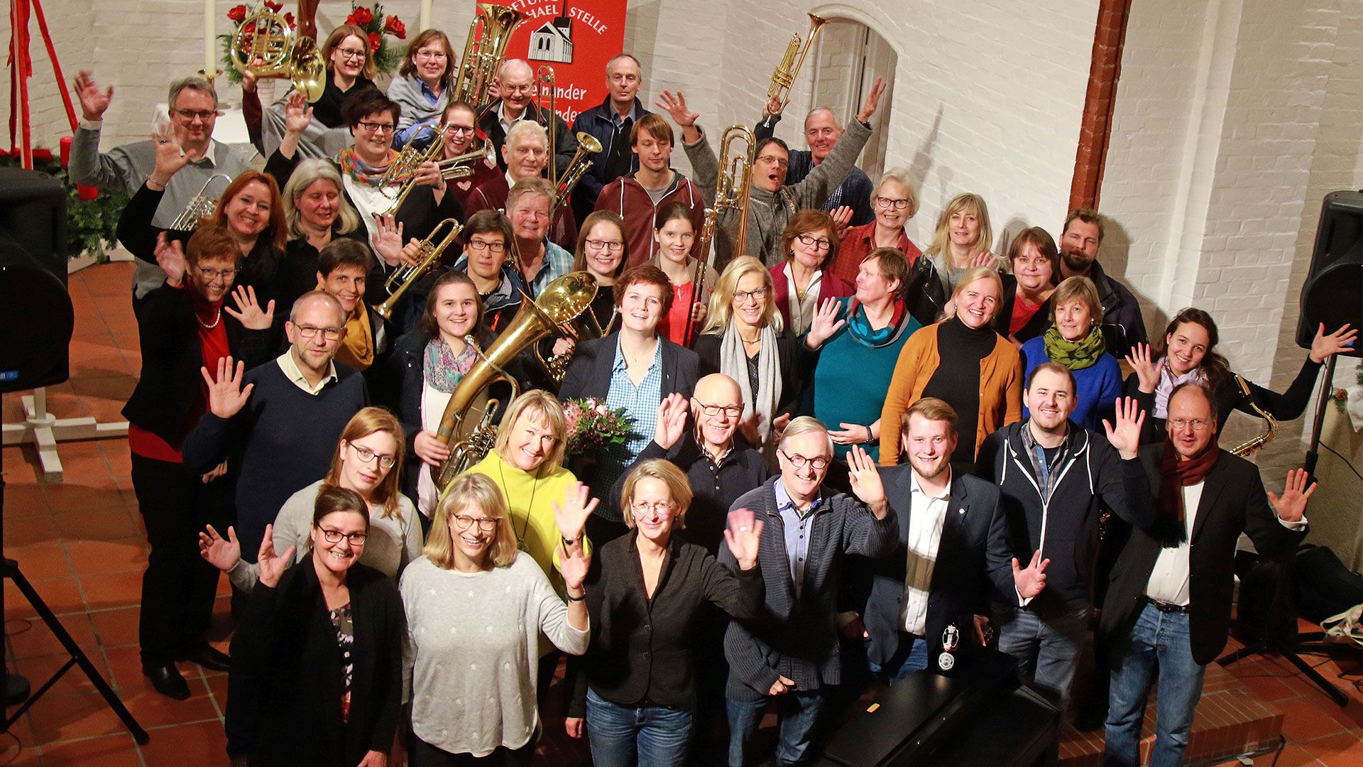 Jedes Jahr singen und musizieren alle Musikgruppen der Kirchengemeinde in Stelle beim gemeinsamen Adventskonzert. | Foto: Kirchengemeinde St. Michael, Stelle