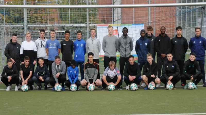 Gruppenbild der Teilnehmer. | Foto: ein