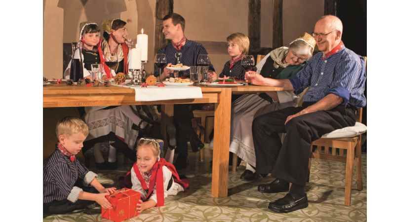 Die Finkwarder Speeldeel ganz weihnachtlich. | Foto: ein