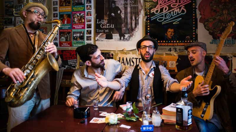 Die Jakkle Band macht Stimmung. | Foto: ein
