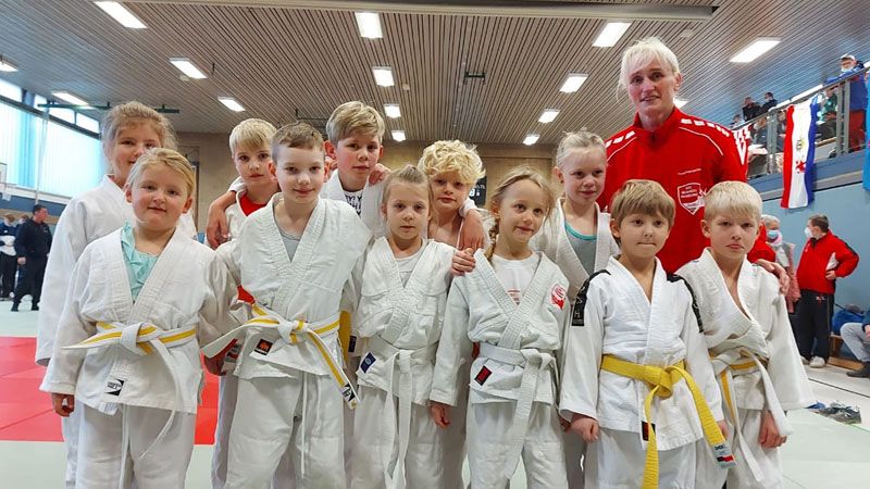 Die Kids des KSC Bushido waren beim 1. Elefanten Cup in Tangstedt erfolgreich. | Foto: ein