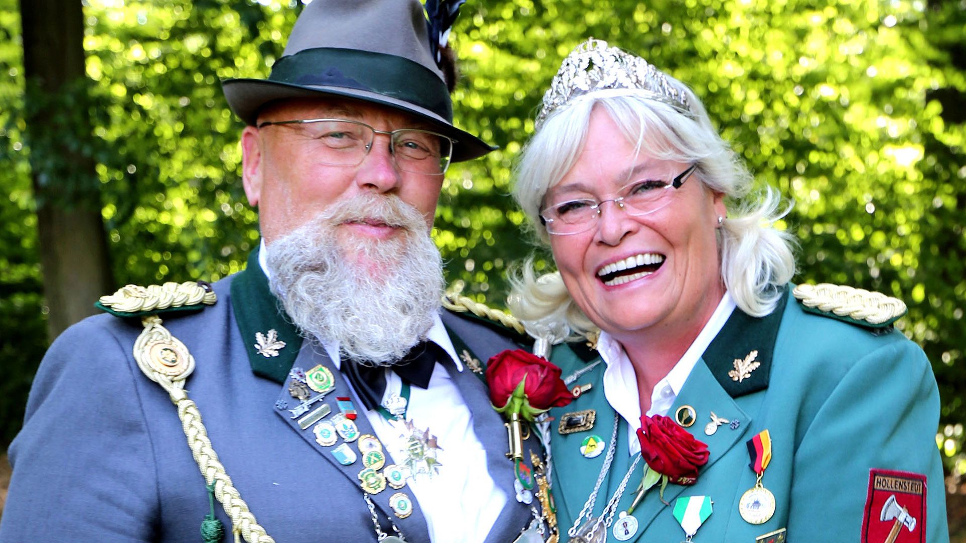 Hollenstedt Schützenkönig Rene Plüquett und seine Frau Barbara freuen sich auf viele Gäste und auf einen schönen Königsball in Klauenburg. | Foto: U. Stelling