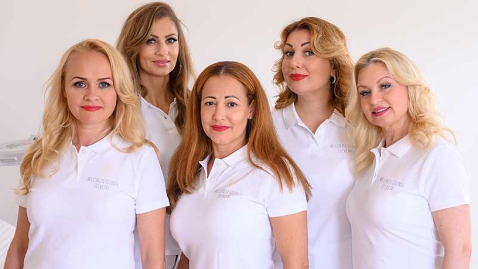 Freuen sich auf ihre Kundinnen und Kunden in der Wellness Lounge Seevetal in Ramelsloh: Katja Görg, Violetta Wollny, Maria Taveras Harms, Tanja Mildner und Olga van Dijk (v.L.).