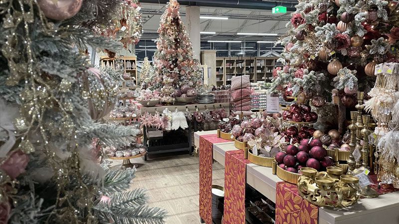 Die XXL-Weihnachtswelt im Gartencenter Matthies öffnet ihre Tore.