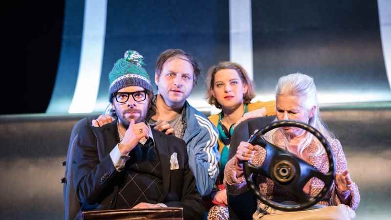 Sasa, der Bootsmann, Sophia, der Tod und ich | Foto: ein