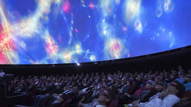Dem Himmel im Planetarium ganz nah kommen können Harburgerinnen und Harburger beim DRK-Ausflug am 11. April. | Foto: ein
