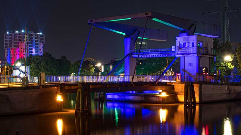 Am Freitag, 20 September 2019, wird der Harburger Binnenhafen zur 7. Nacht der Lichter poetisch-mystisch illuminiert. | Foto: Niels Kreller