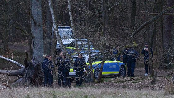 Nachdem die Anwohner in der Waldfrieden-Siedlung Schüsse gehört hatten, alarmierten sie die Polizei. | Foto: ein