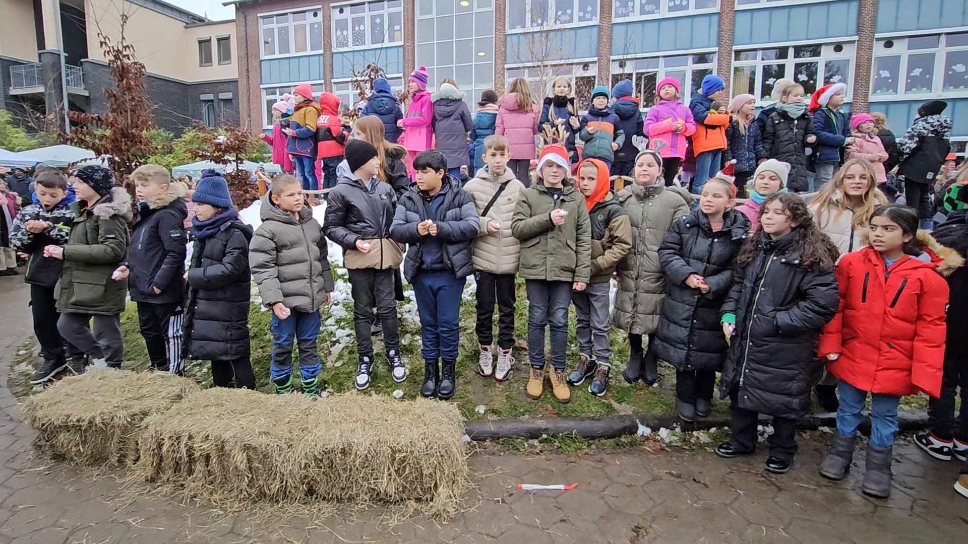 Am Freitag sammelt der KFZ Meisterbetrieb Hildehut in Meckelfeld für das Zirkusprojekt der Grundschule. | Foto: ein