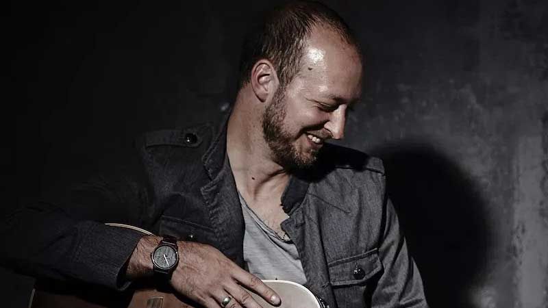 Das Sebastian Falk Duo spielt am Freitag in der Fischhalle Harburg  | Foto: ein