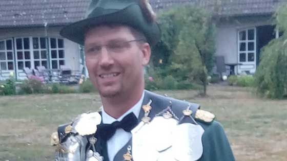 Andreas Bernard ist neuer Schützenkönig in Neugraben-Scheideholz.  Foto: ein