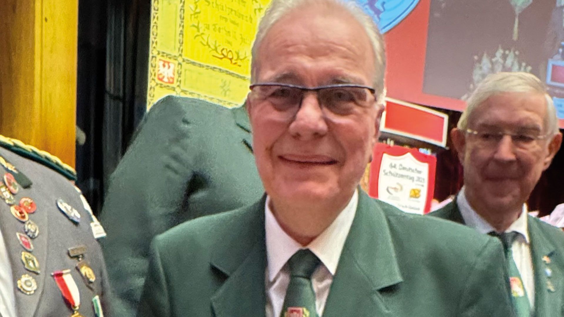 Heinz-Heinrich Thömen wurde zum Ehrenmitglied des Deutschen Schützenbundes ernannt. Foto: ein