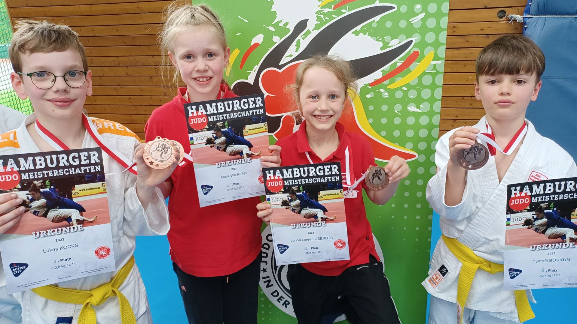 Die Kämpferinnen und Kämpfer des KSC Bushido waren bei  den Hamburger Meisterschaften in der U11 erfolgreich. | Foto: ein