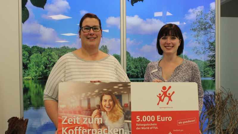 Freut sich auf einen tollen Urlaub: Gewinnerin  Manja Olthoff aus Buchholz | Foto: ein
