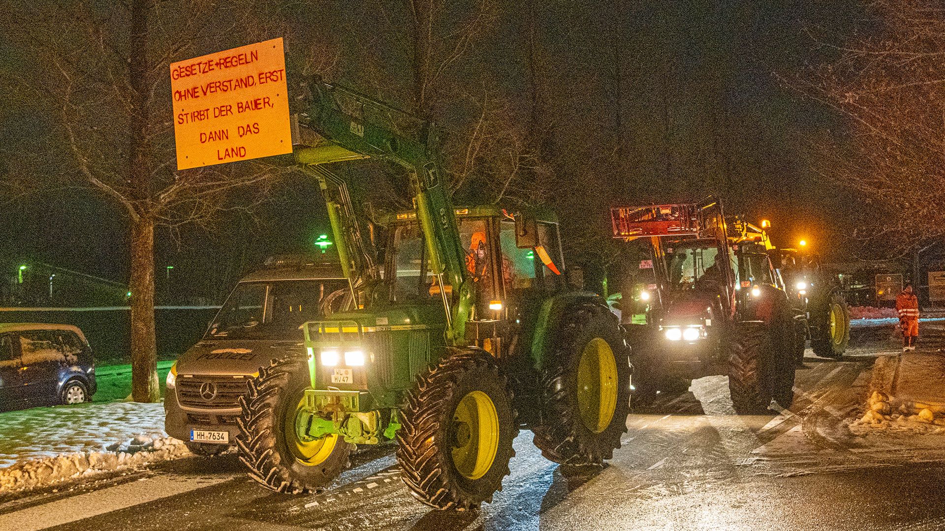 Am morgigen Donnerstag wollen Landwirte wieder mit ihren Treckern demonstrieren. | Foto: Niels Kreller