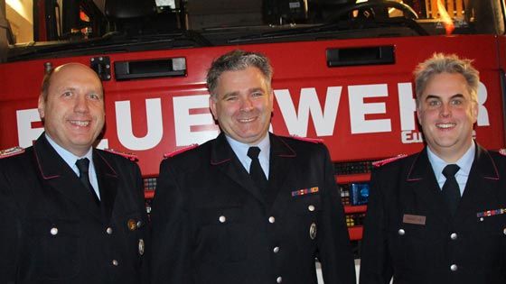 Alte und neue Führungscrew in Klecken: Dirk Behmer (von links), Florian Schulz und Christofer Cohrs. | Fotos: ein