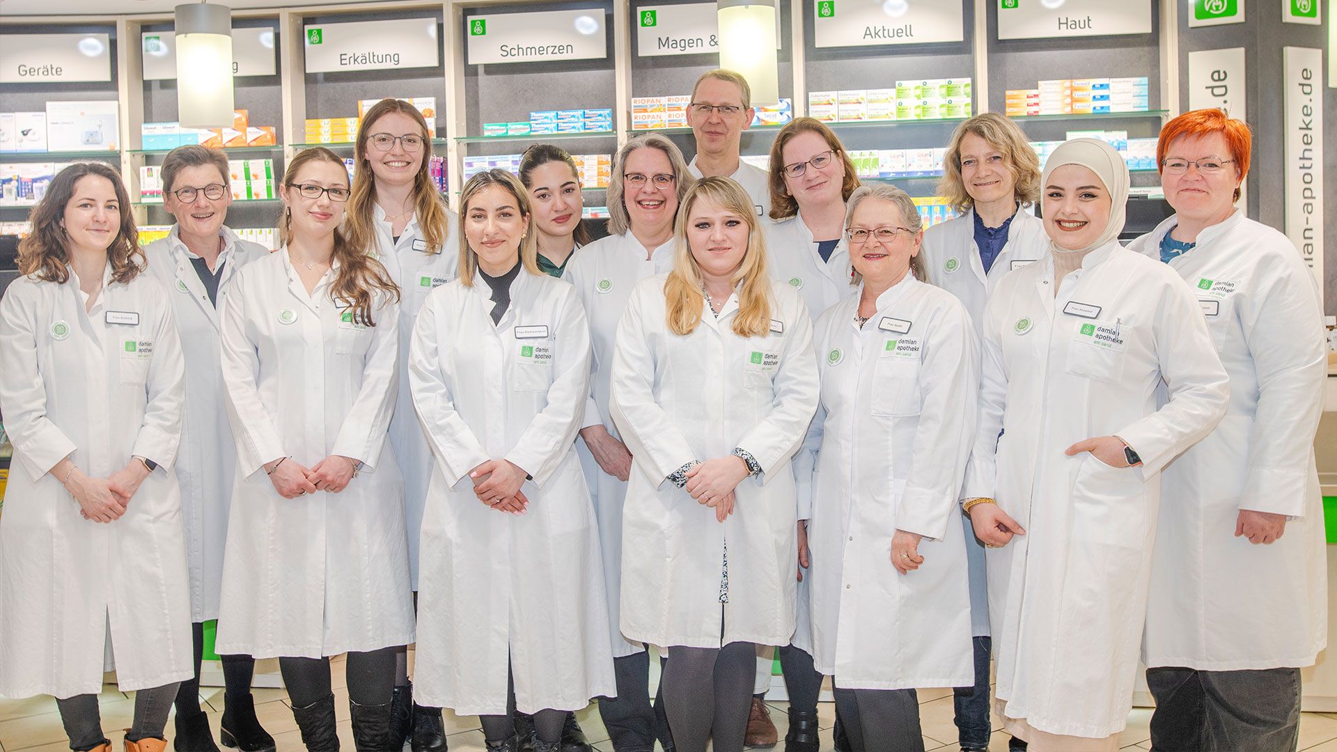 Das Team der Damian Apotheke am Sand freut sich auf Ihren Besuch.
