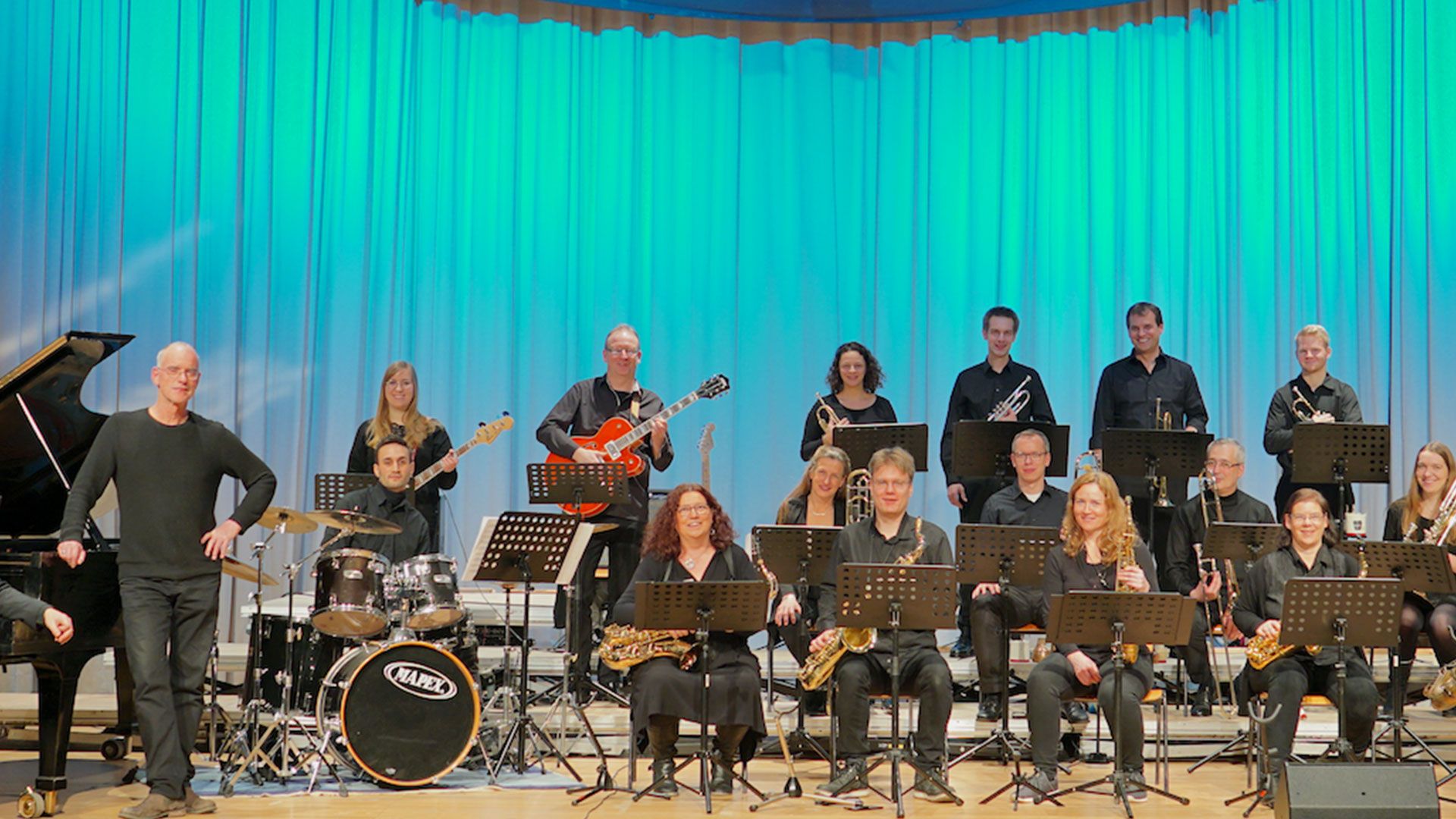 Die Bigband Sidewinder gibt ein Benefizkonzert für den Hospizverein. | Foto: ein