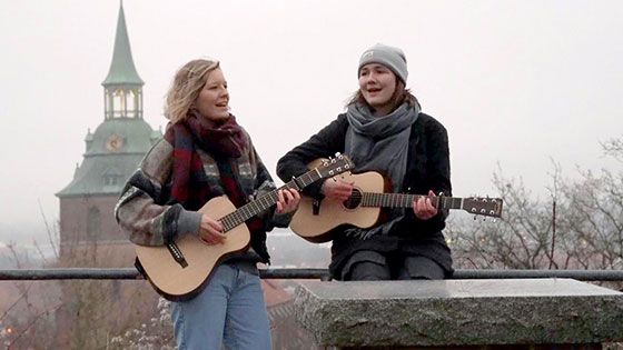 Am kommenden Samstag stehen Manja und Maria auf der Open-Air- Bühne der Fischhalle Harburg. | Foto: ein