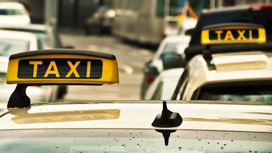 Aufgrund der Corona-Auflagen gibt es in Hamburg zusätzliche Angebote des HVV, der Taxenvermittler und MOIA. | Foto: pixabay