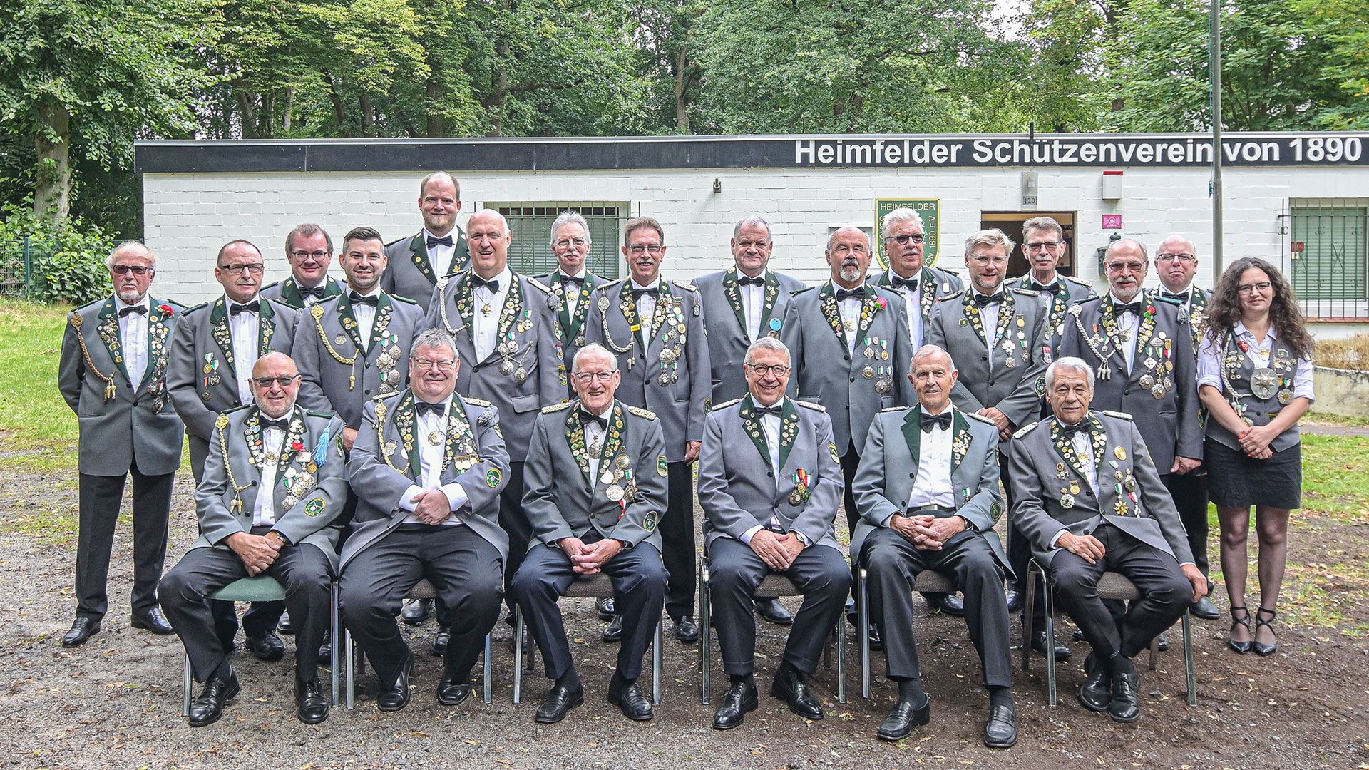 Anlässlich ihres Jubiläums trafen sich die Mitglieder der Knopfsergeanten des Heimfelder Schützenvereins, um den Jubiläumskönig auszuschießen. | Foto: Niels Kreller