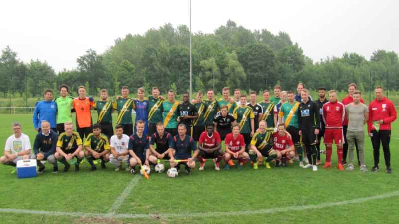 Die Seevetaler Allstars und die LAFU 11. | Foto: ein
