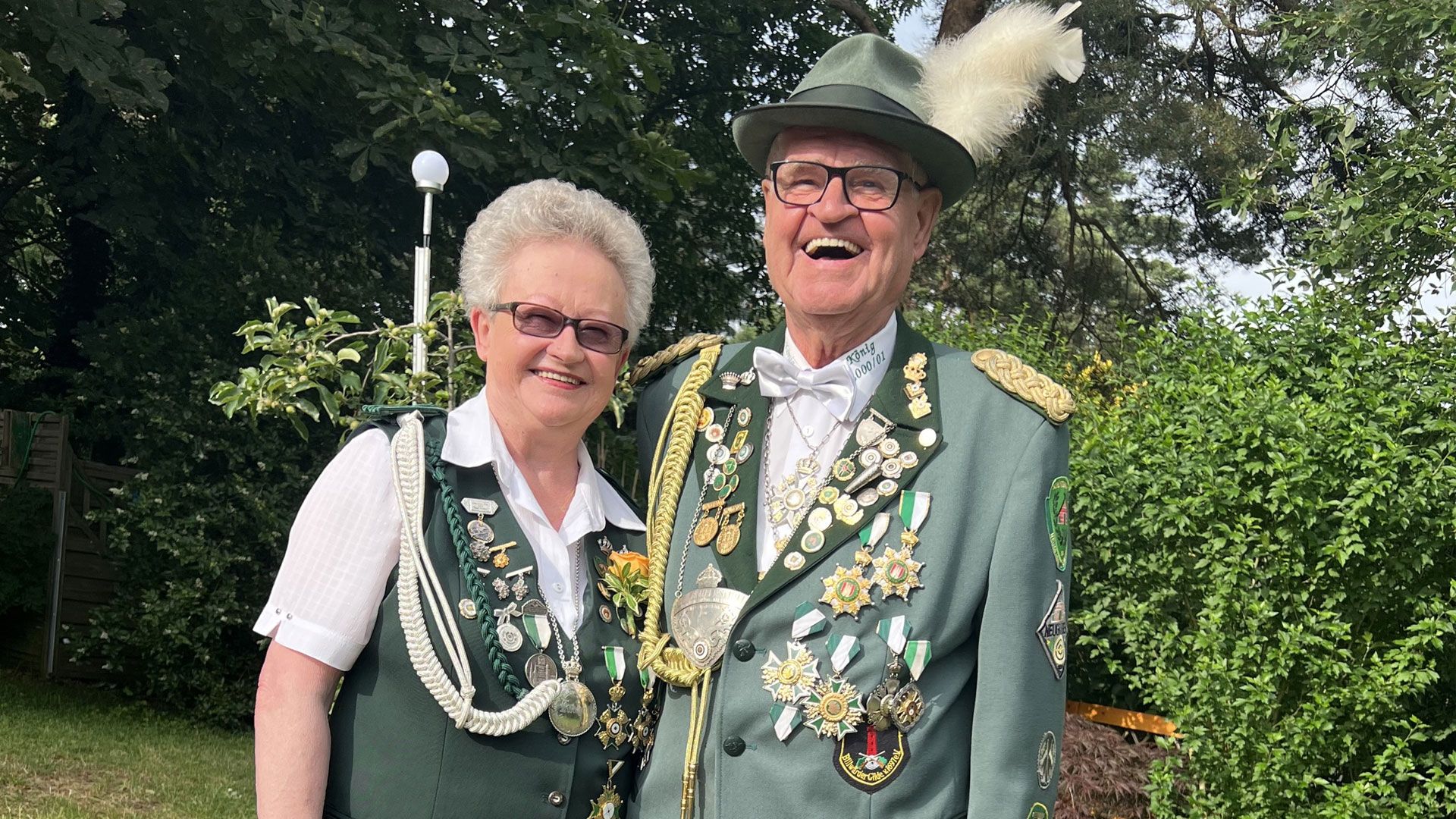 Alfred Leye und seine Königin Marion Schankin freuen sich auf das Schützenfest des Schützenvereins Neugraben-Scheideholz. | Foto: ein