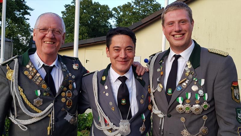 Adjutant Jürgen Zander, Vizekönig Jan Stüve, Adjutant Philipp Dechsheimer freuen sich auf das kommende Jahr. | Foto: ein