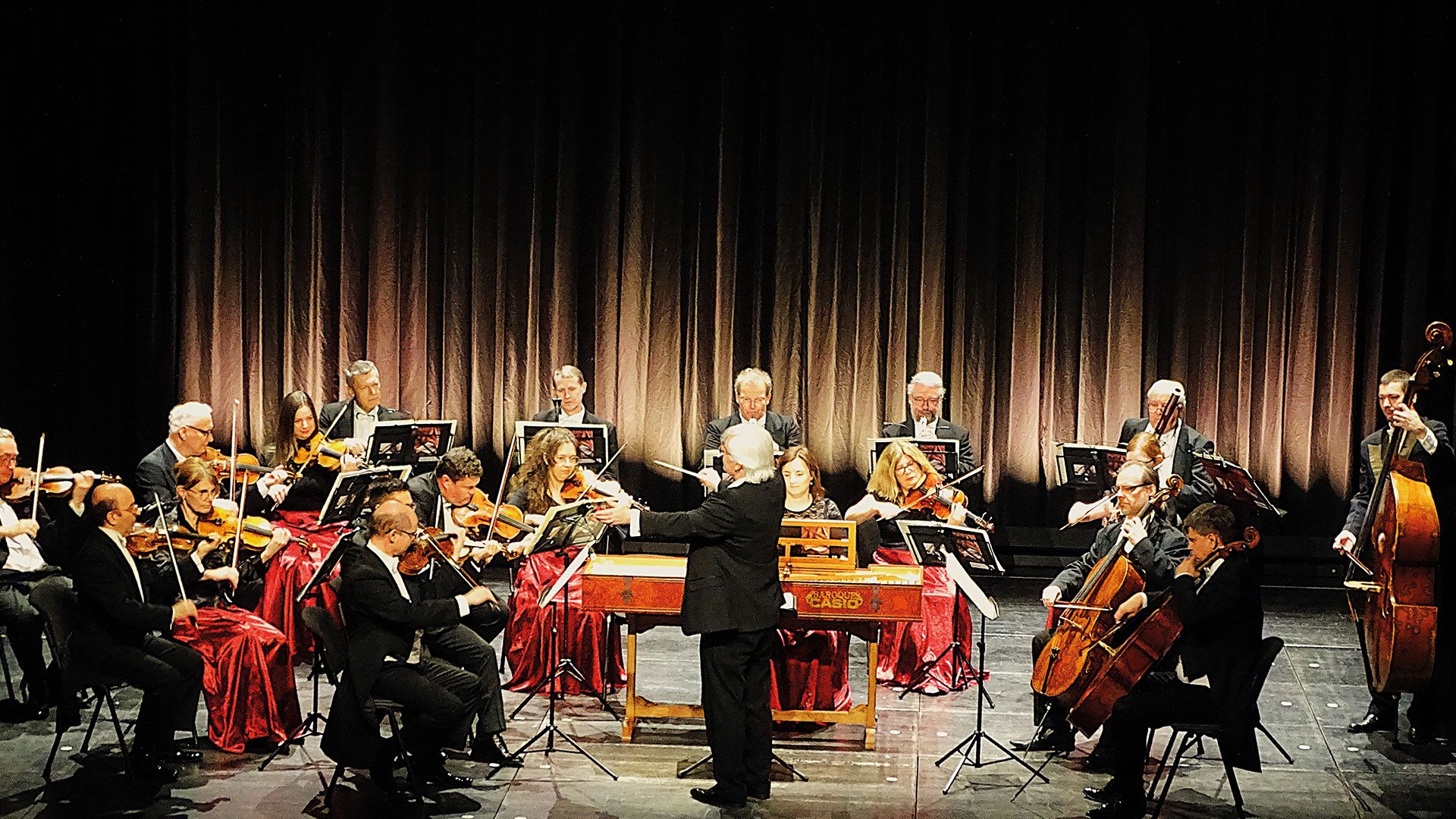 Das tschechische Kammerphilharmonie Prag begeisterte in der Empore. Foto: Ilka Teschner