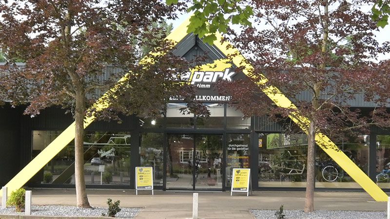 Die Bike-Saison kann kommen: Das Lager von Bike Park Timm ist gut gefüllt.