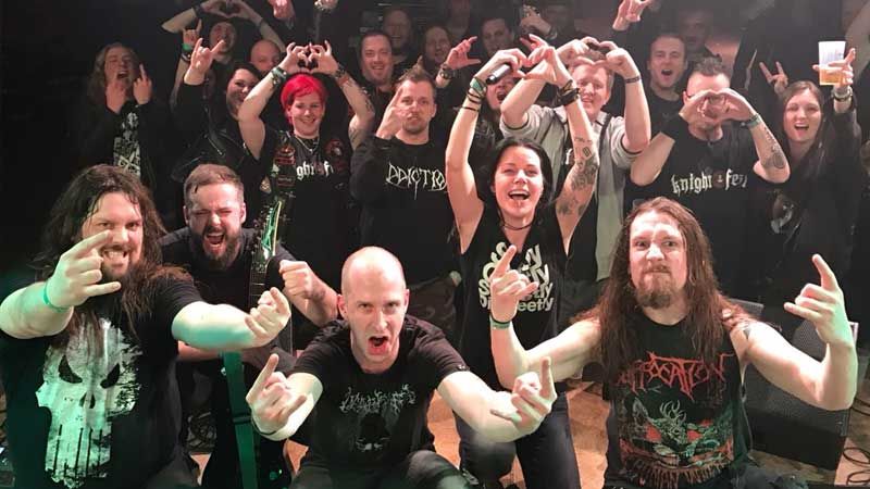 Stimmung auf dem Knightfest: Critical Mess spielte im vergangenen Jahr auf dem Benefizfestival der Knights of Thor. | Foto: ein
