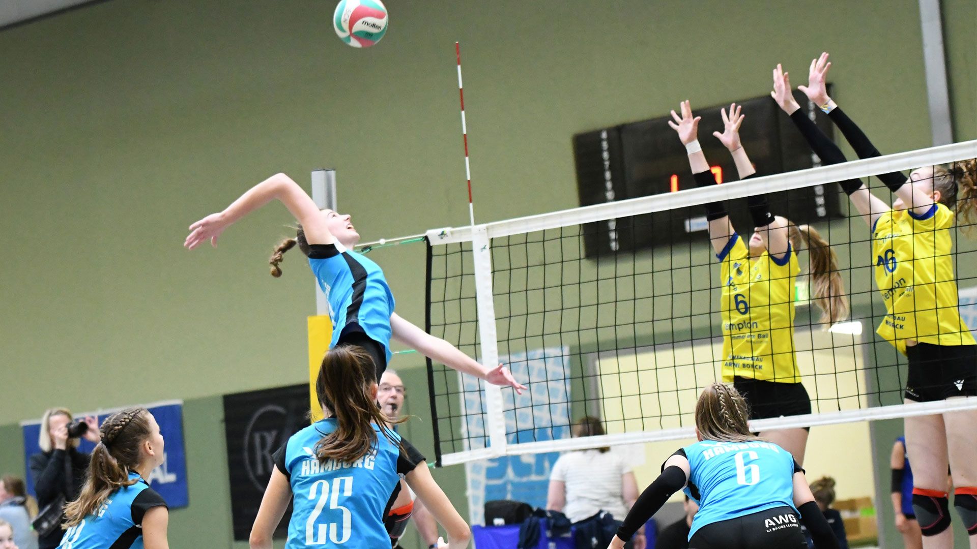 Der Nachwuchs des Volleyball-Teams Hamburg (VTH) war am vergangenen Wochenende in Neubrandenburg zu Gast. | Foto: Steffen Dienebier/VTH