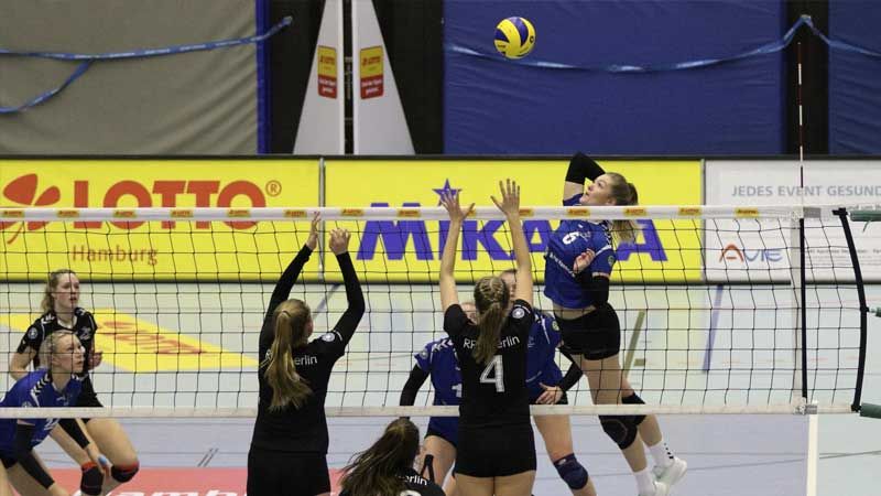 MVP Stina Schimmler (Nr. 6) sucht die Lücke im Block. | Foto: VTH/Lehmann