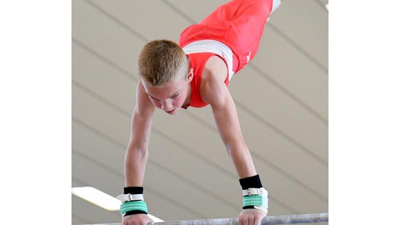 Landesauswahlturner Jan Felix Hermann, 9, TSV Buchholz 08, wurde Landesmeister am Königsgerät Reck. | Foto: TSV 08