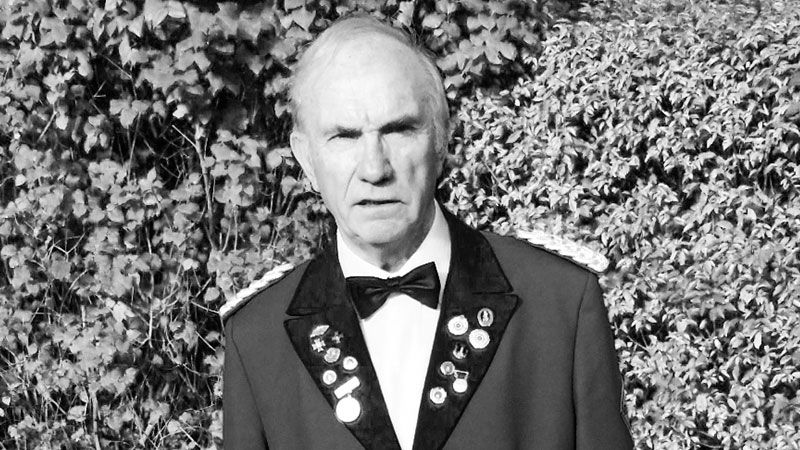 Trauer um den Ehrenvorsitzenden des Schützenvereins Neugraben-Scheideholz Uwe Müller. | Foto: ein