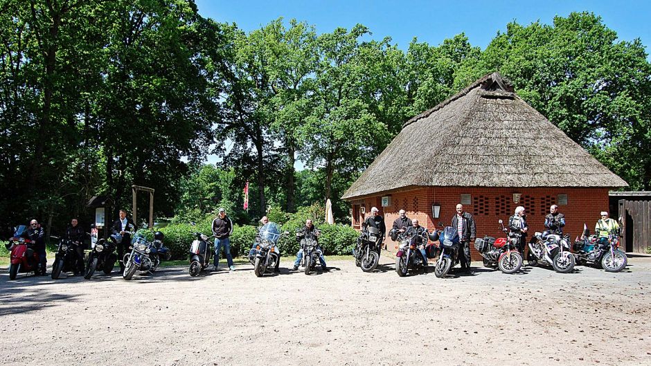 Die Gemeinde St. Maximilian Kolbe lädt zur gemeinsamen Motorradtour ein. Foto: ein