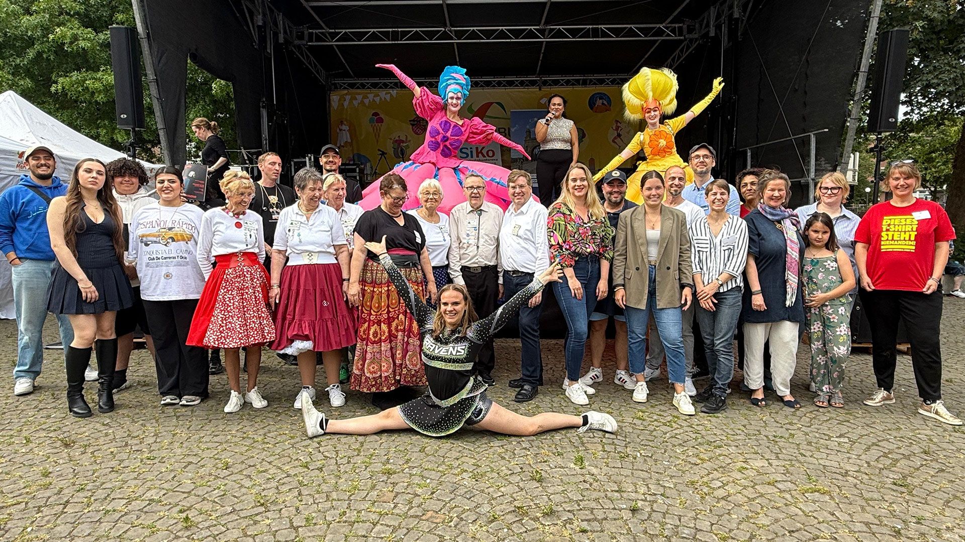 Die Aktiven bei "Harburg feiert Vielfalt" zeigten sich begeistert von der Resonanz. Foto: ein