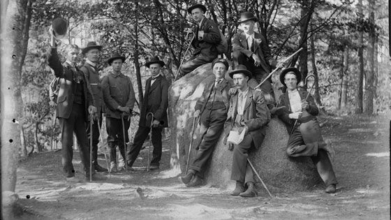 Max Broders: Touristenverein Morgenrot am Karlstein. | Foto: Archiv FLMK