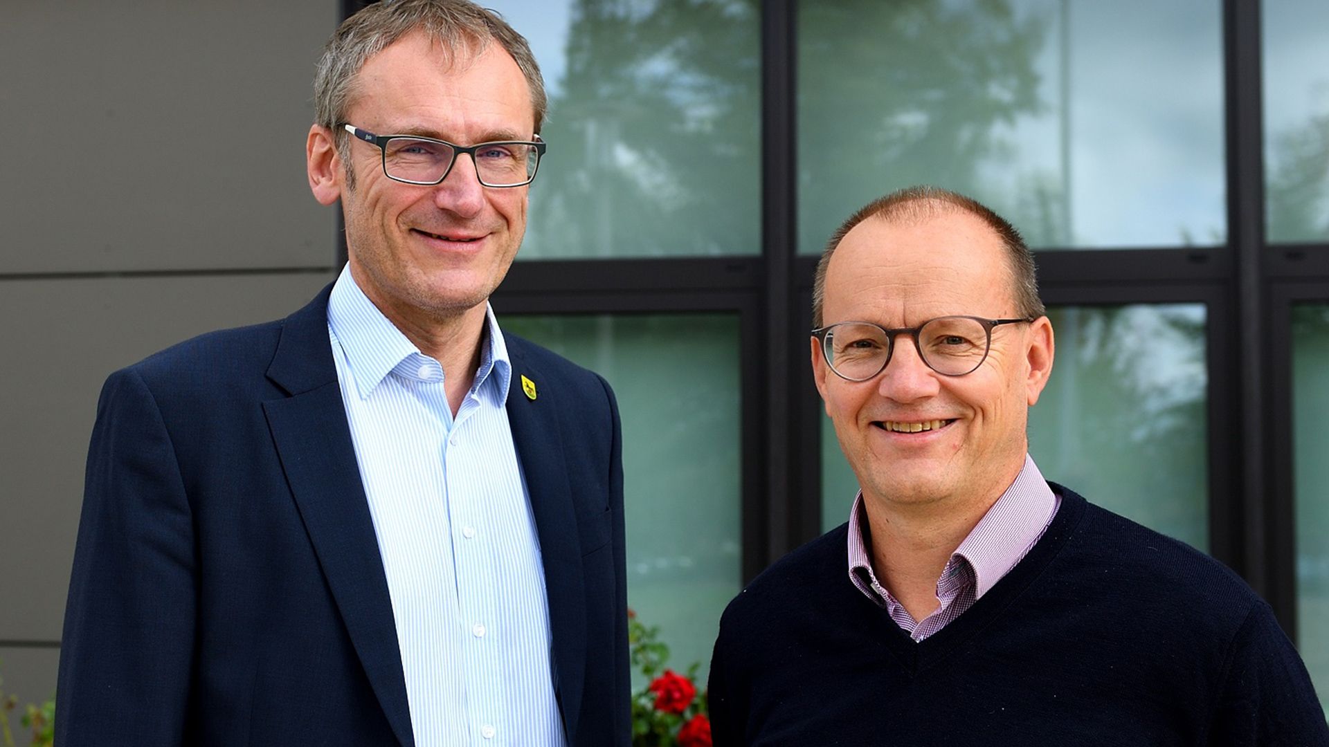 Bürgermeister Dirk Seidler (links) mit dem neuen Gemeinde-Kämmerer Henning Oertzen. | Foto: Sandra Schuhmann/Gemeinde