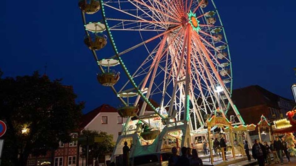 Ein volles Programm erwartet die Besucher des Buxtehuder Altstadtfestes. | Foto: Niels Kreller