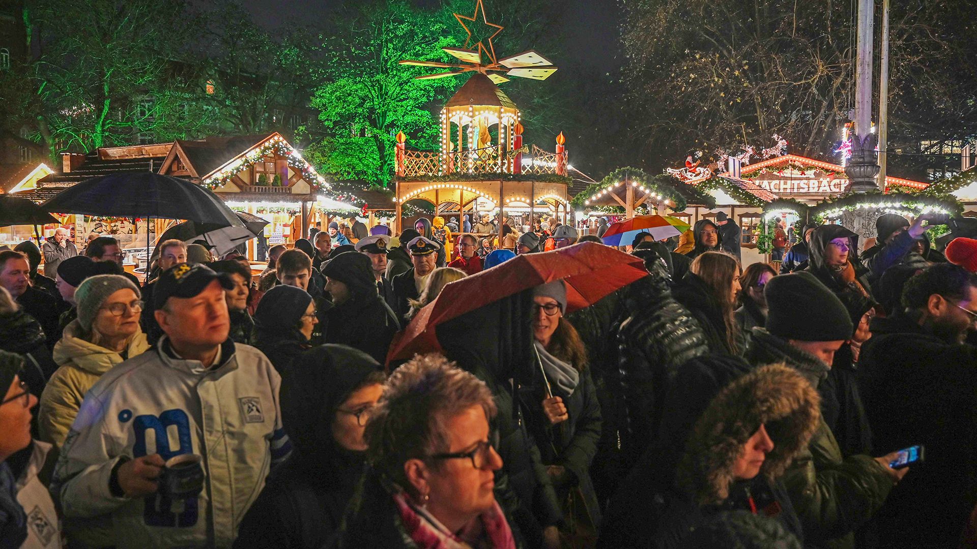 Am Donnerstag eröffnet in Harburg der Weihnachtsmarkt. | Foto: Lenthe-Medien