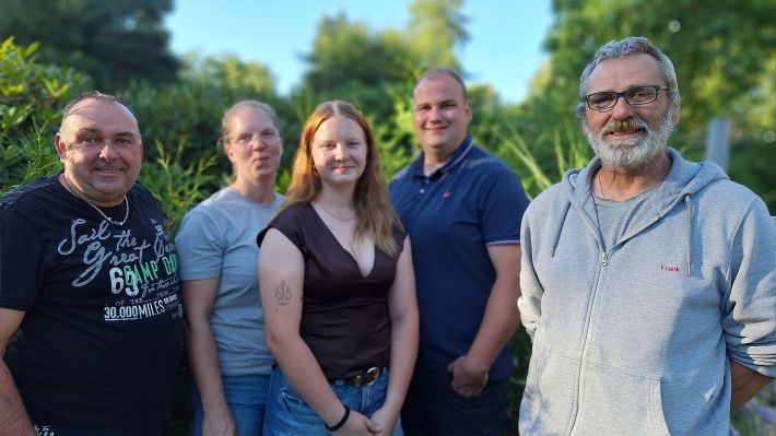 Die Königscrew: Thomas Goldberg (von links), Katharina Emme, Neeltje Bischel, Yannik Warzecha „der Lebensretter“ und Frank Berkowsky. Foto: SV Sprötze-Kakenstorf