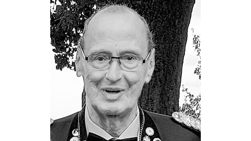 Trauer um den Ehrenvorsitzenden des Schützenvereins Neugraben-Scheideholz  Bernhard „Bernie“ Dassler. Er war kürzlich nach kurzer schwerer Krankheit im Alter von 82 Jahren verstorben. | Foto: ein