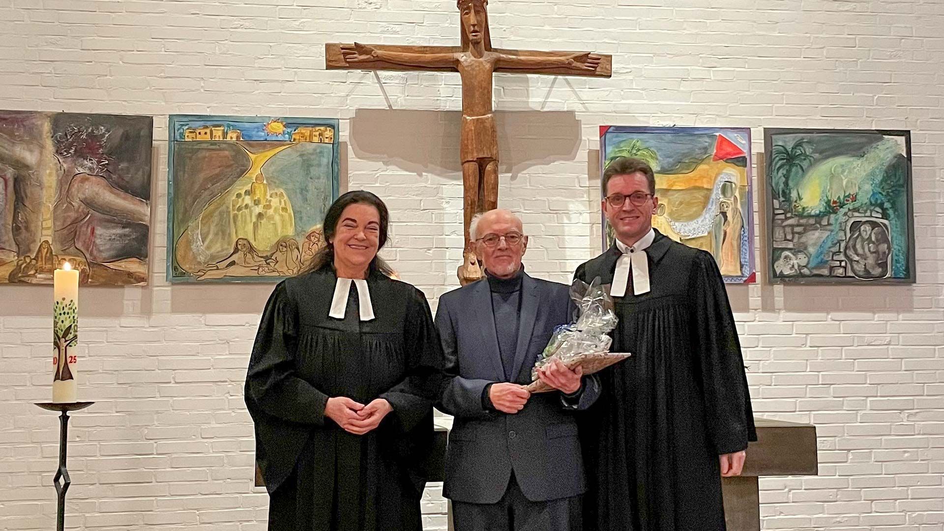 Pastorin Silke Eva Schmidt, Michael Brecklinghaus und Pastor Carsten Dellert. Foto: Kirchenkreis Winsen