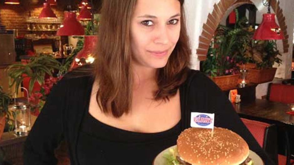 Alle Burger enthalten 100% reines Rinderhack! | besser im blick - Deine Online-Zeitung mit Fotos, Pics, Events, Termine, Party, Pics, Artikeln, Berichten, Tipps, Gutscheinen für Harburg (Hamburg) Stadt und Land