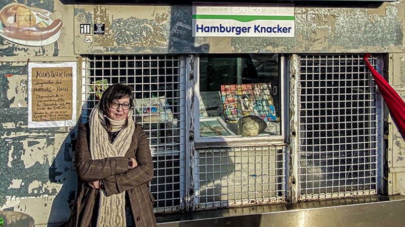 Ines Laqua hofft auf eine rege Teilnahme an der Auktion zu Gunsten des Harburg Huus. | Foto: Niels Kreller