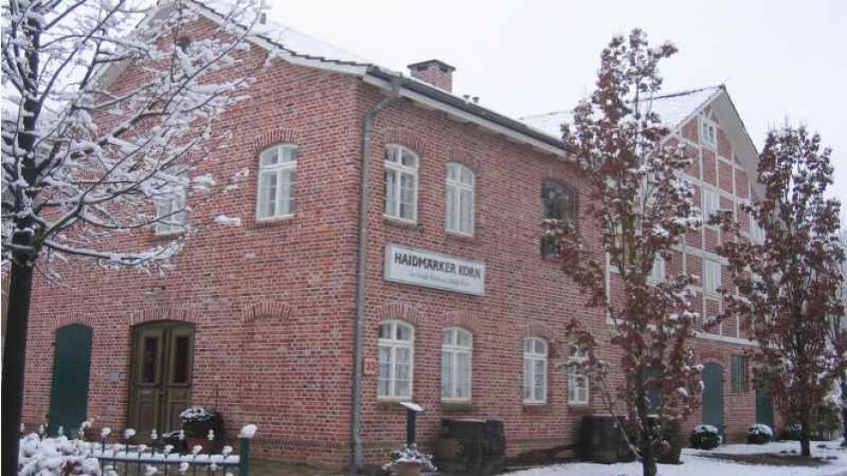 Historischer Tabzsaal des Freilichtmuseums am Kiekeberg. | Foto: ein