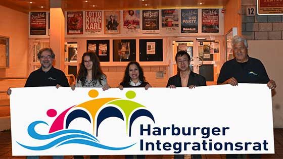 Jo Riehle, Xenija Melnik, Ana Lucia Pazmino, Dr. Fang Yu und Claus Niemann (v.L.) freuen sich auf die 10. Harburger Integrationskonferenz am 22. November im Rieckhof. | Foto: Niels Kreller